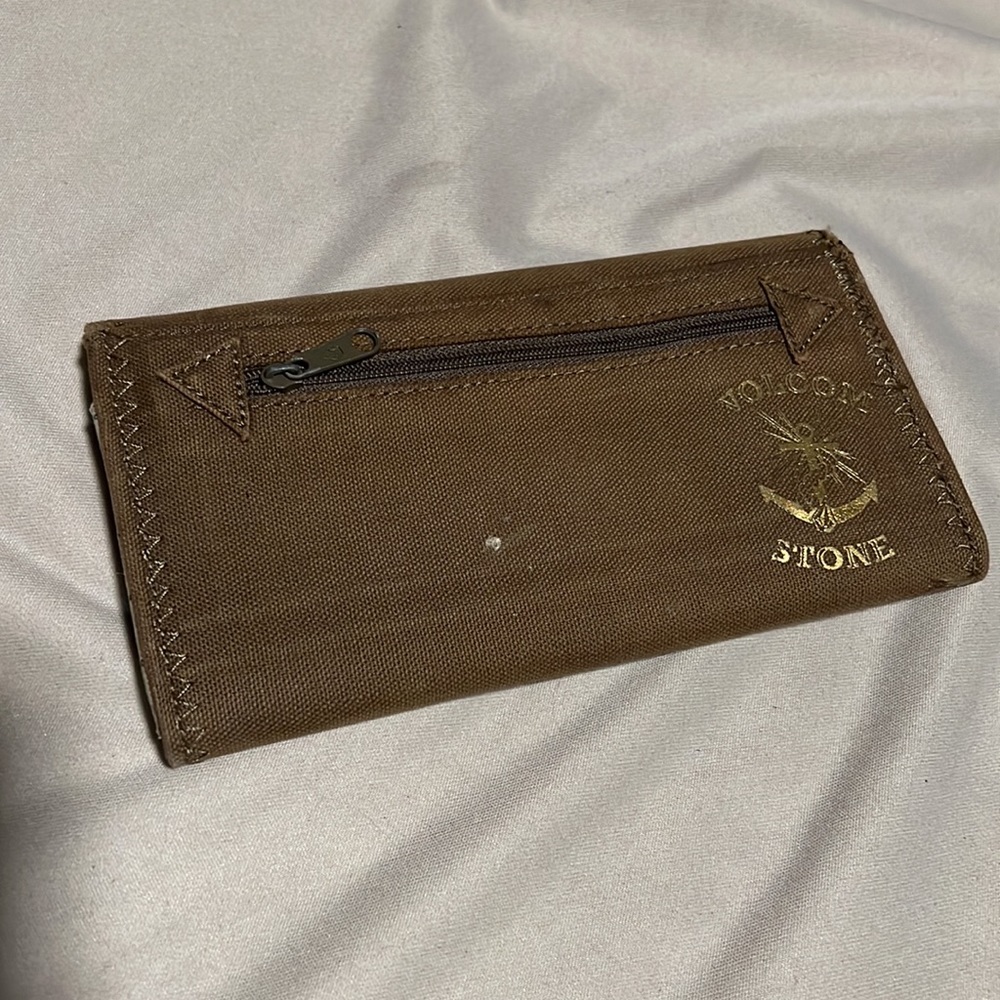 Volcom Wallet - Picture 7 of 7